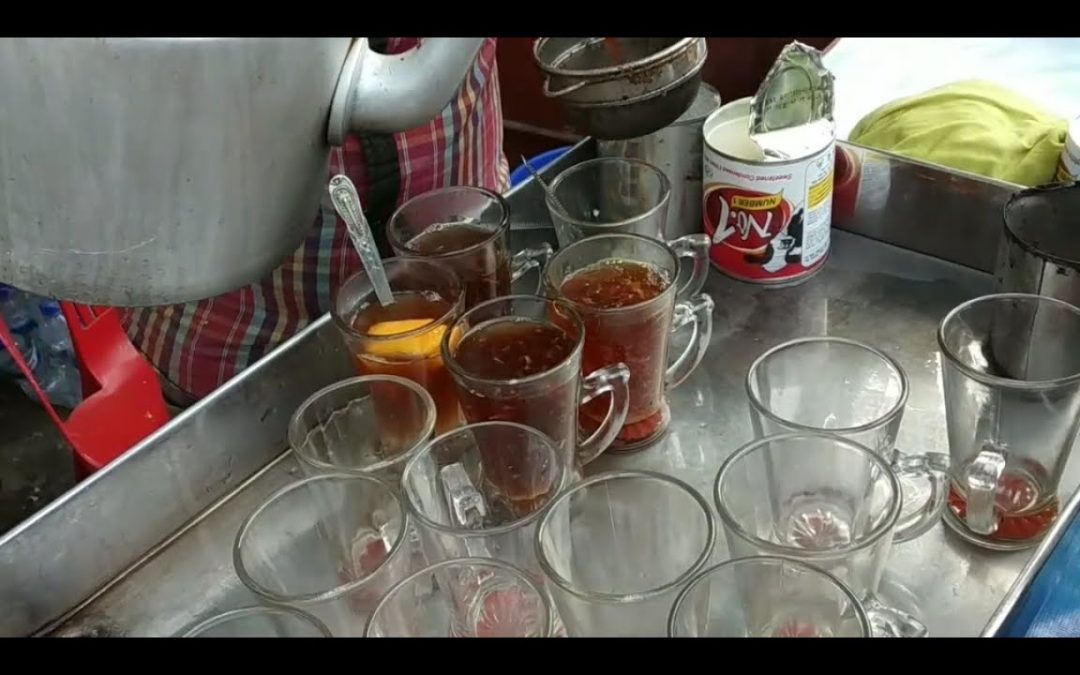 Street-side Tea Stall in Dhaka